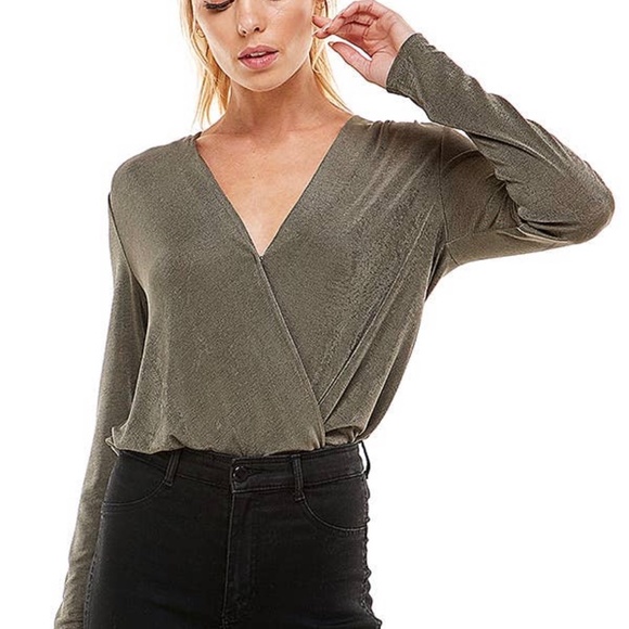 Long sleeve surplice bodysuit - Picture 2 of 8